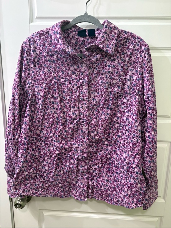 Basic Editions Tops - Cottagecore‎ 90s Basic Editions Pink and Purple Floral Button-Up Top